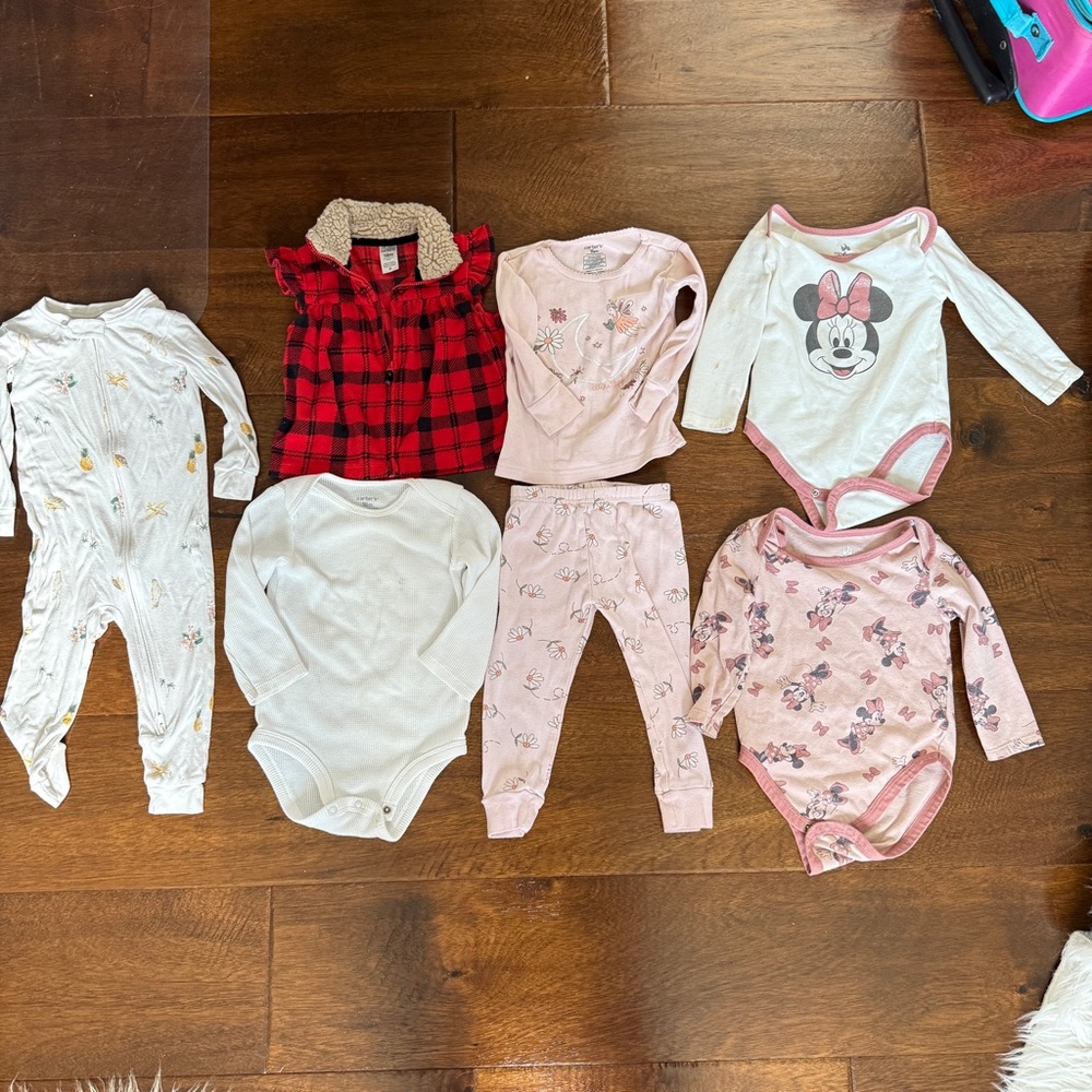 7 peice 18 month Clothing Set with Red Plaid vest and Minnie mouse